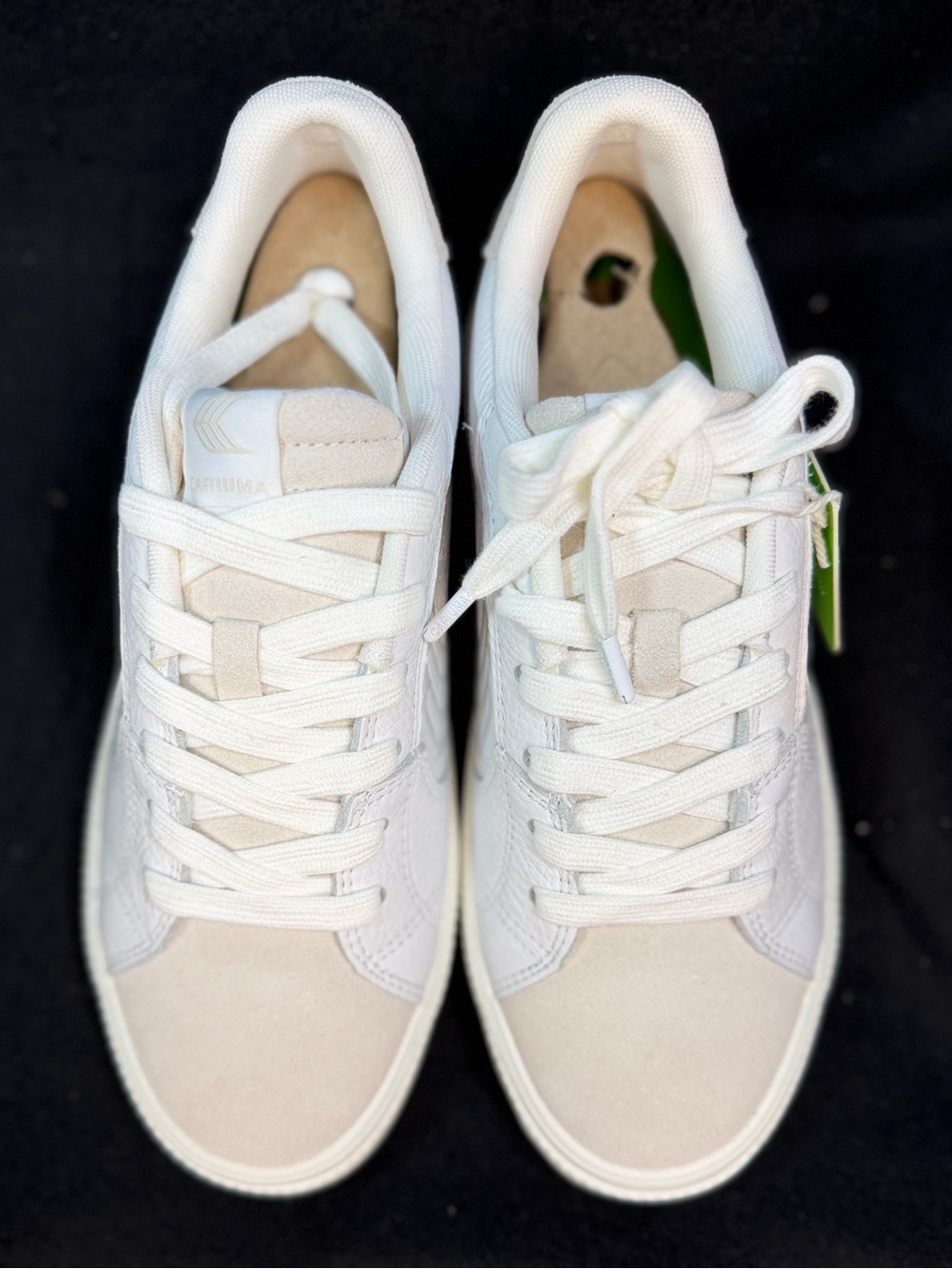 Women’s Low-Top Casual Sneakers in White and Cream size 8